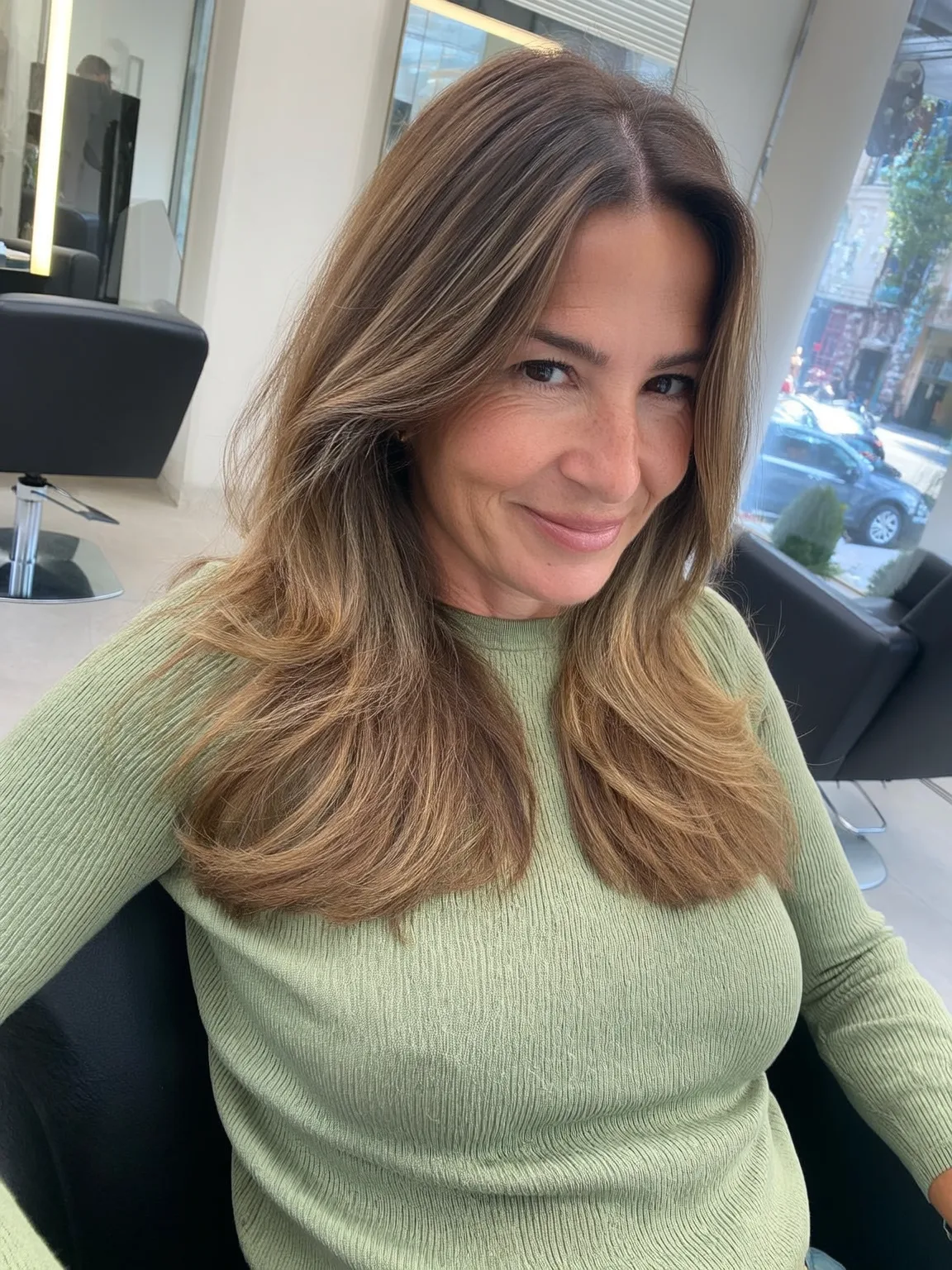 Long Flowing Layers with Warm Caramel Highlights